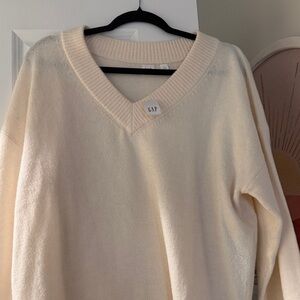 GAP Soft Ivory V-Neck Sweater